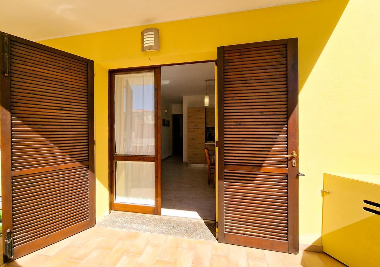 Residenza Quarto 02 - La Maddalena Apartment Ла Мадалена Екстериор снимка
