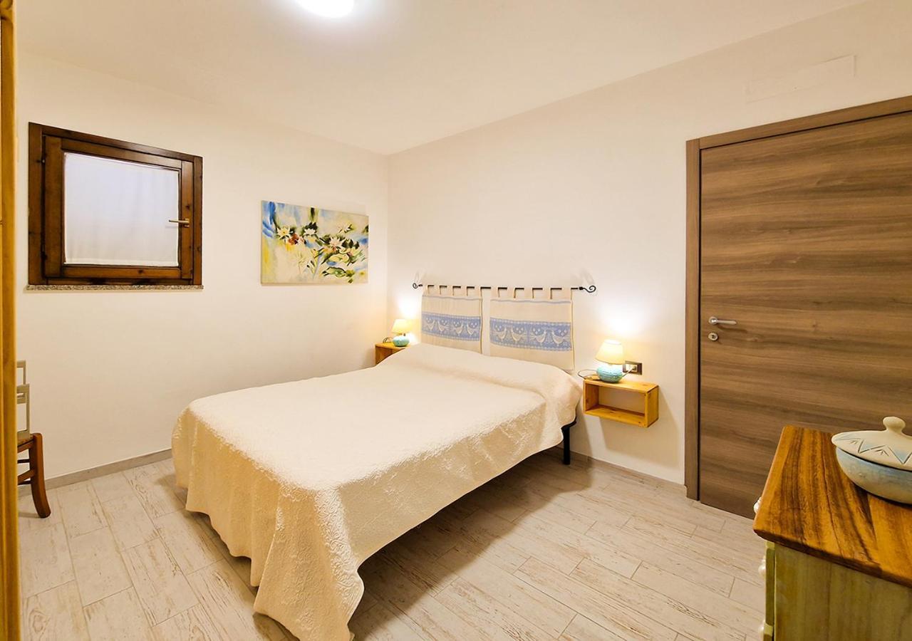 Residenza Quarto 02 - La Maddalena Apartment Ла Мадалена Екстериор снимка